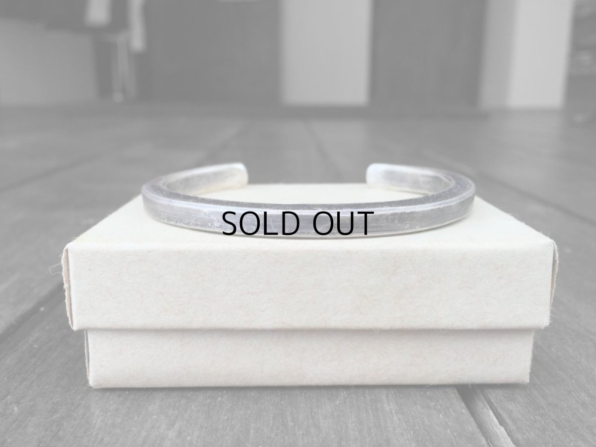 画像4: STUDEBAKER METALS HEAVYWEIGHT CLASSIC CUFF BANGLE (4)