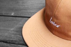 画像2: LABOR SCRIPT LOGO 6 PANEL CAP【TAN】 (2)