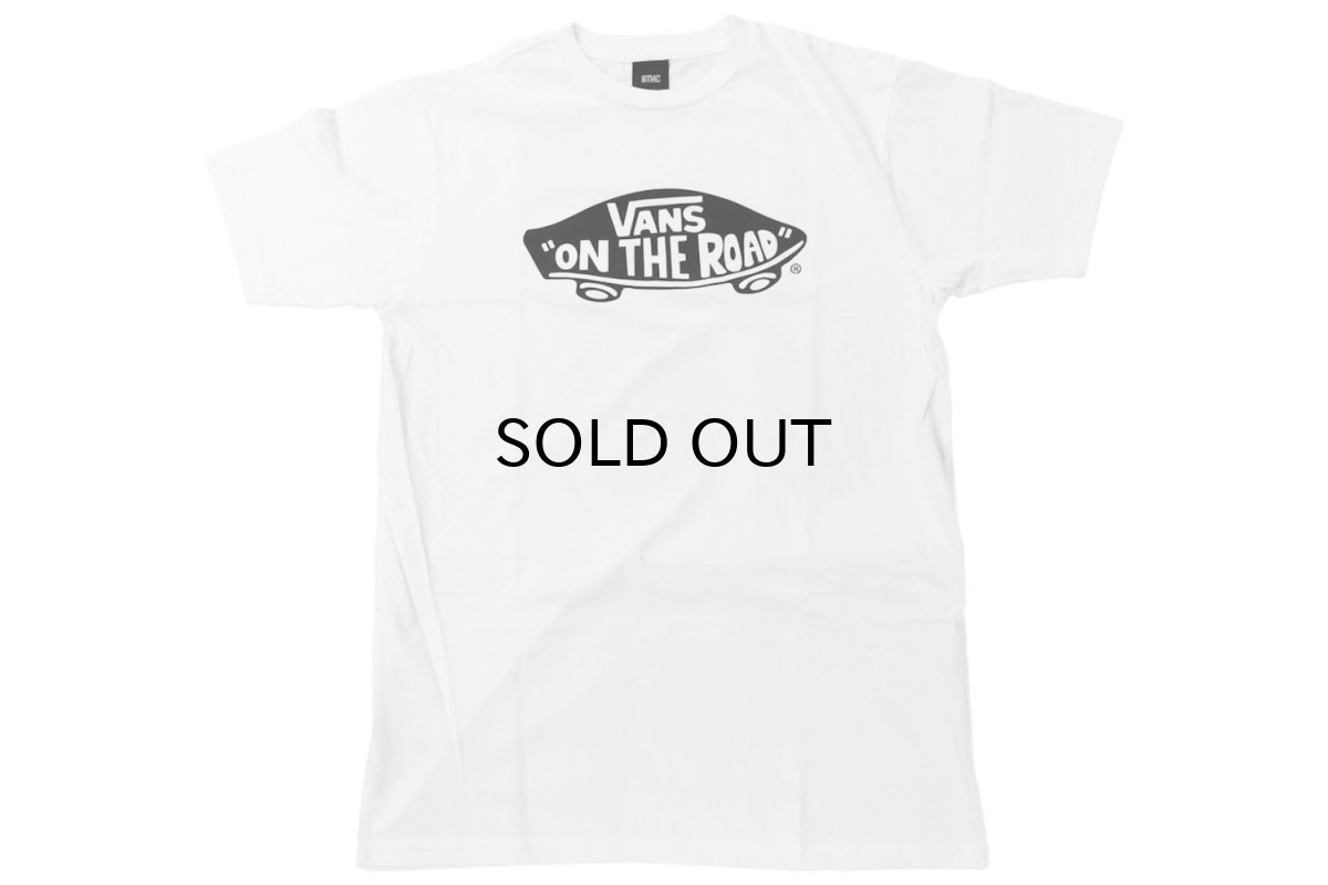 画像1: VANS X BTNC "ON THE ROAD" TEE【WHITE】 (1)