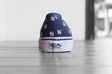 画像2: VANS AUTHENTIC X MLB NEW YORK YANKEES (2)