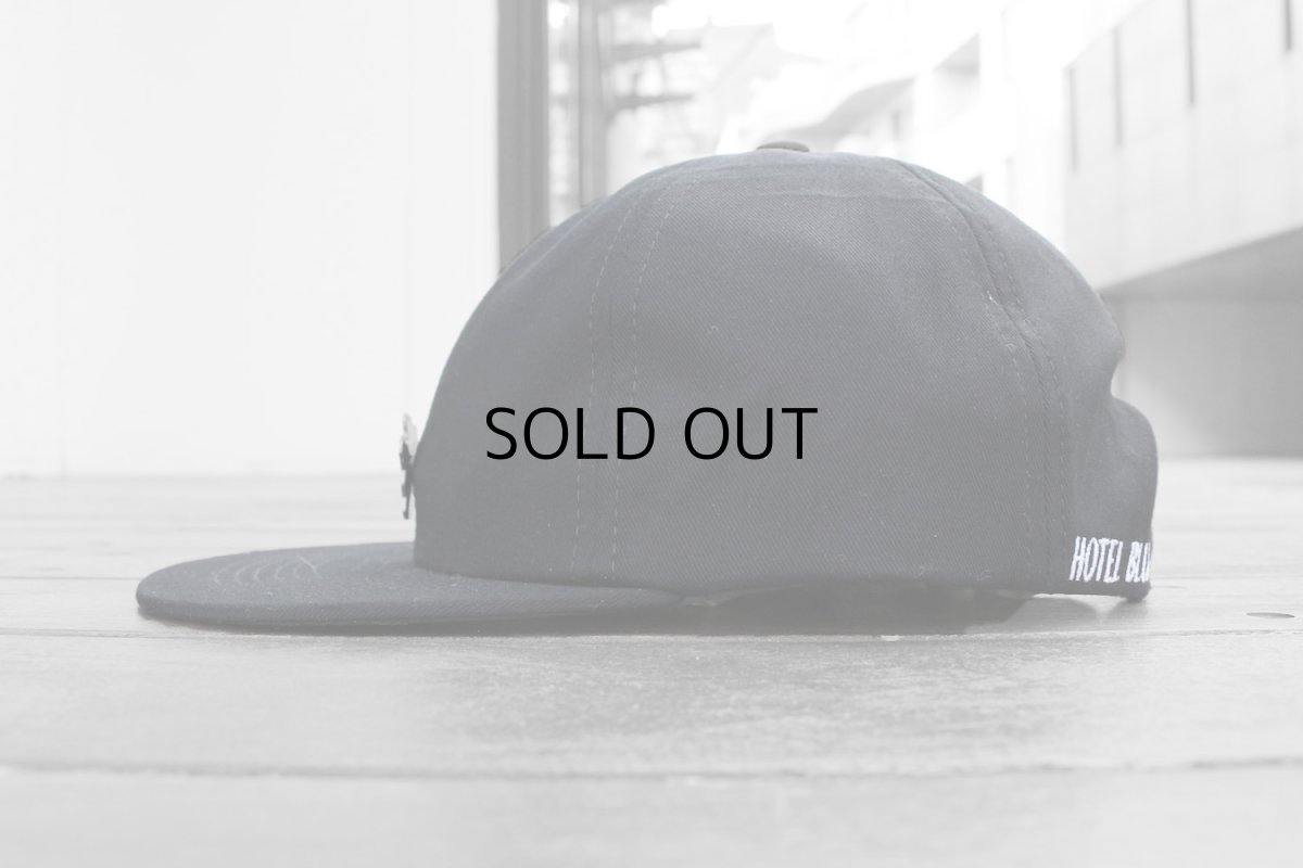 画像4: HOTEL BLUE 6 PANEL STRAPBACK CAP + PIN (4)