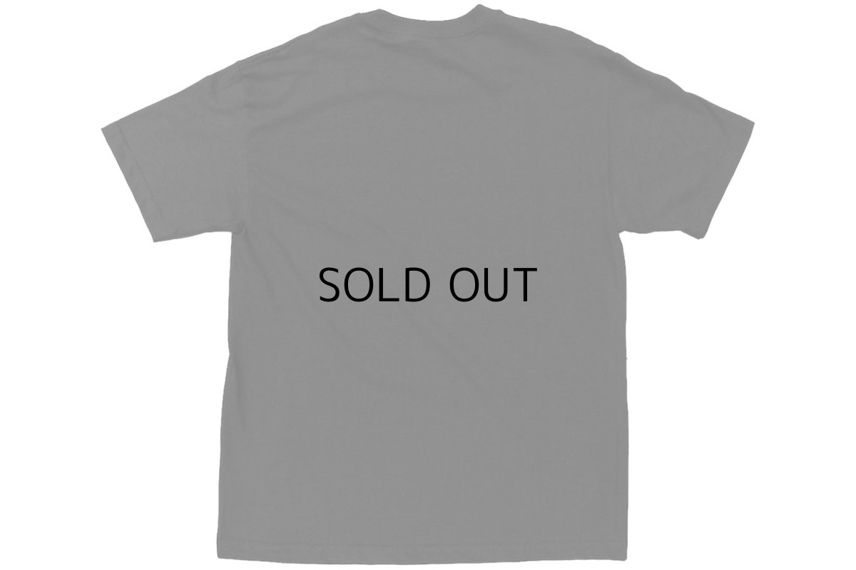 画像2: KCDC SKATESHOP X BOW3RY LIMITED TEE (2)