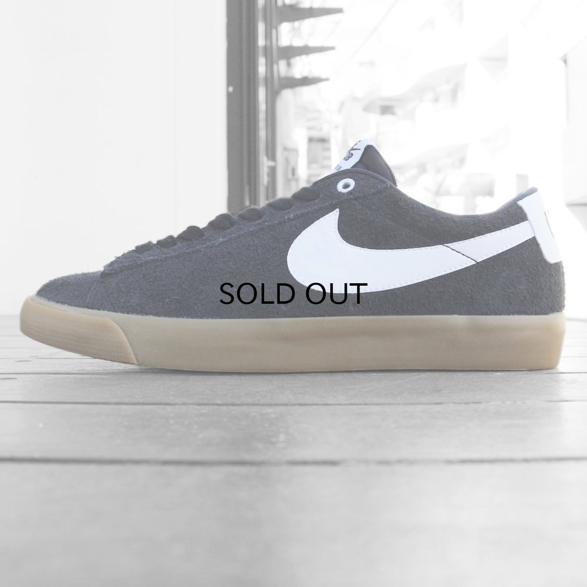 画像1: NIKE SB BLAZER LOW GT (1)