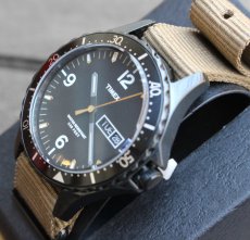 画像2: J.CREW X TIMEX VINTAGE COLLECTION DIVER'S WATCH (2)