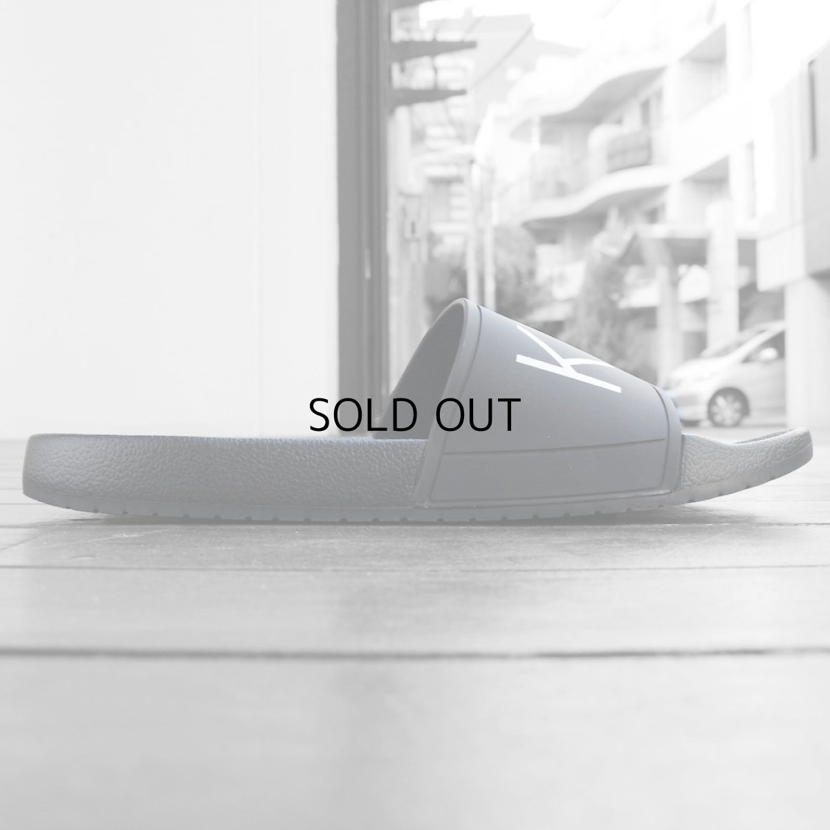 画像4: CALVIN KLEIN LOGO SLIDE (4)