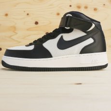 画像1: NIKE AIR FORCE 1 MID '07 (1)