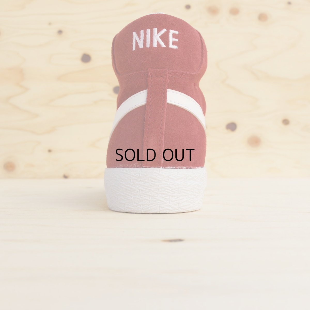 画像2: NIKE BLAZER MID PRM (2)