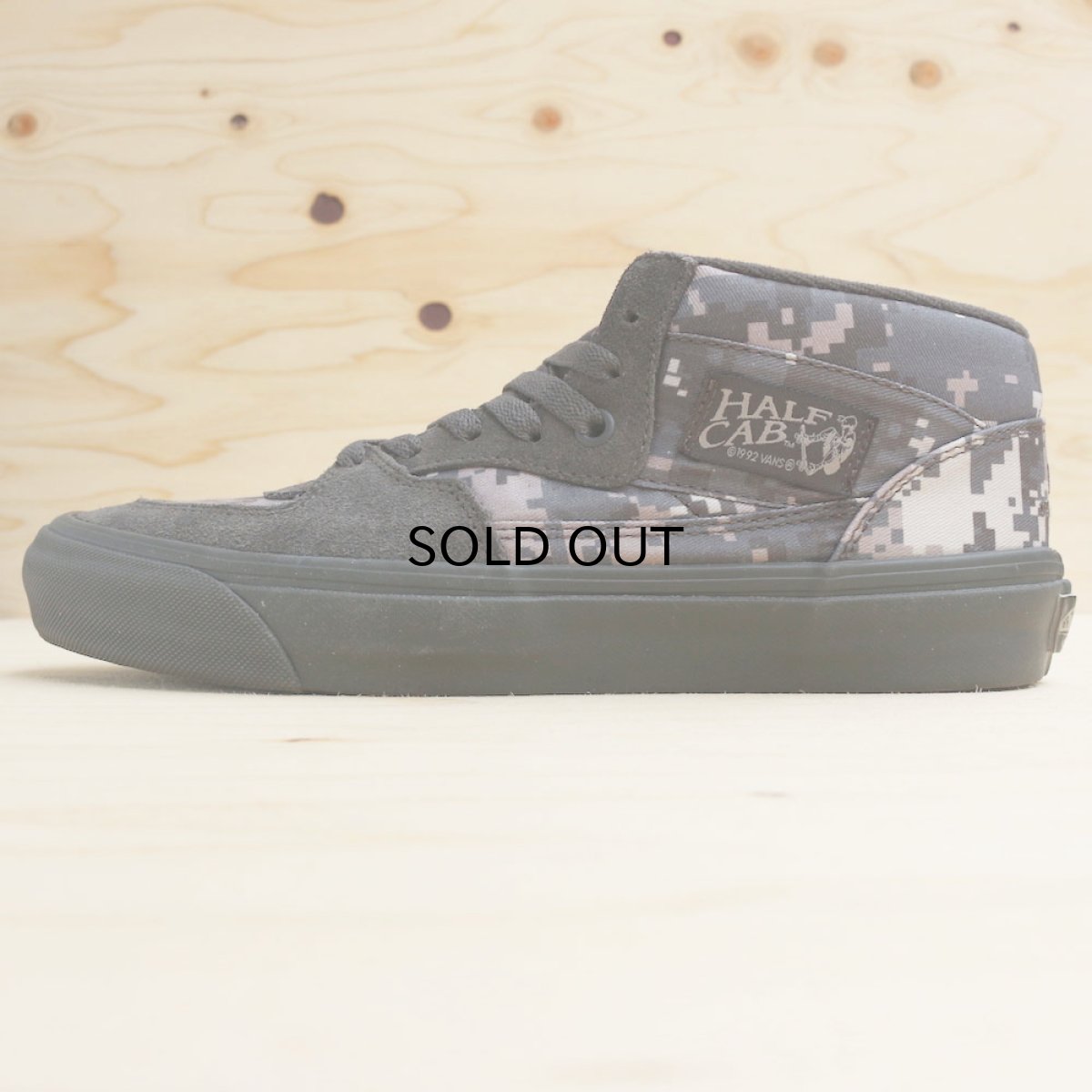 画像1: VANS VAULT OG HALF CAB LX "WTAPS" (1)