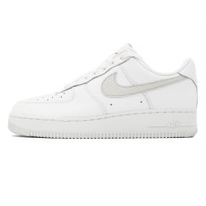 画像1: NIKE WMNS AIR FORCE 1 '07 (1)