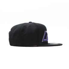 画像2: MITCHELL & NESS LOS ANGELES LAKERS SCRIPT SNAPBACK CAP (2)