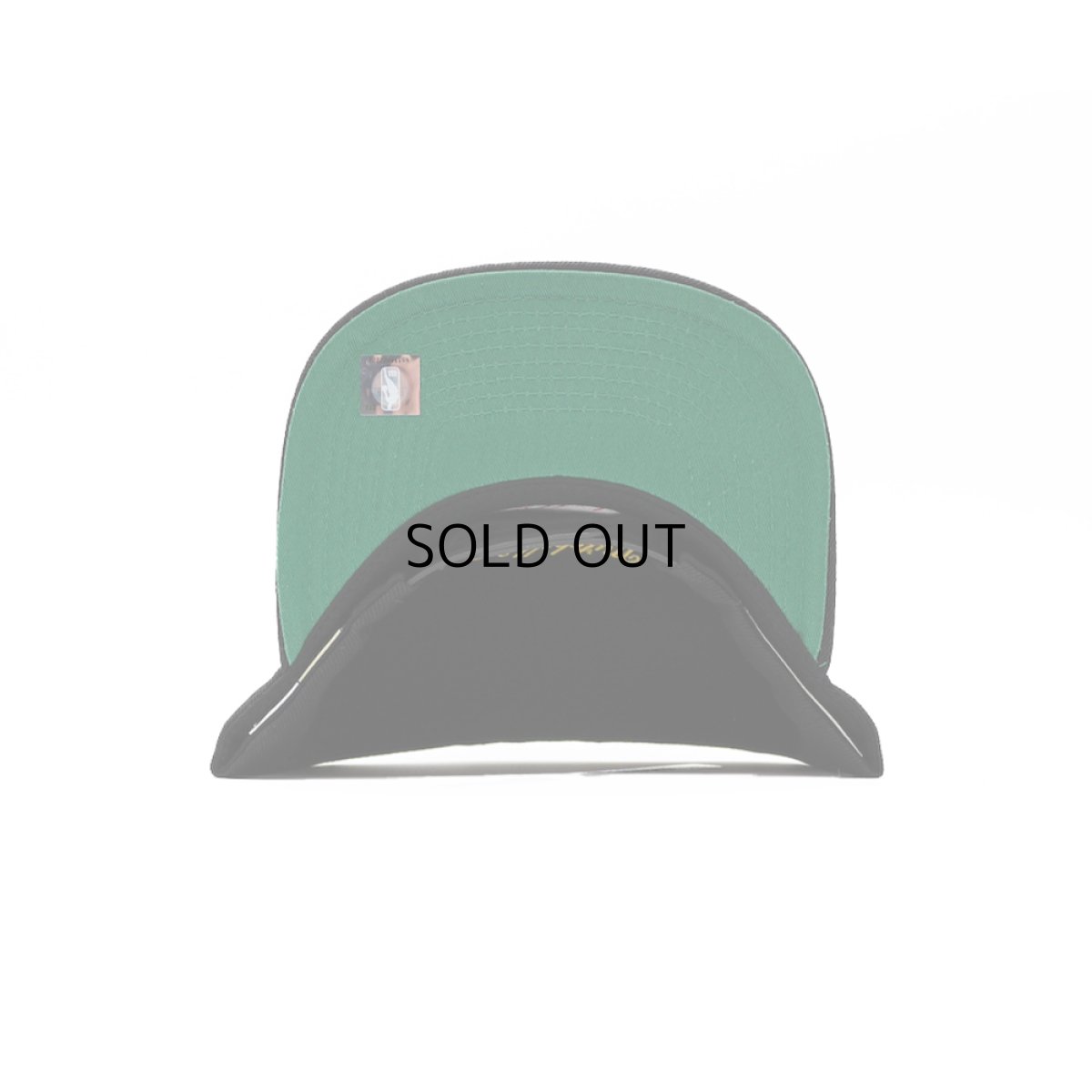 画像5: MITCHELL & NESS NBA LOS ANGELES LAKERS 1985 NBA WORLD CHAMPIONS SNAPBACK CAP (5)