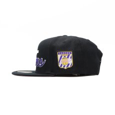 画像4: MITCHELL & NESS LOS ANGELES LAKERS SCRIPT SNAPBACK CAP (4)