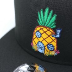 画像5: NEW ERA X SPONGEBOB SQUAREPANTS "PINEAPPLE HOUSE" MESH TRUCKER 9FIFTY SNAPBACK CAP (5)