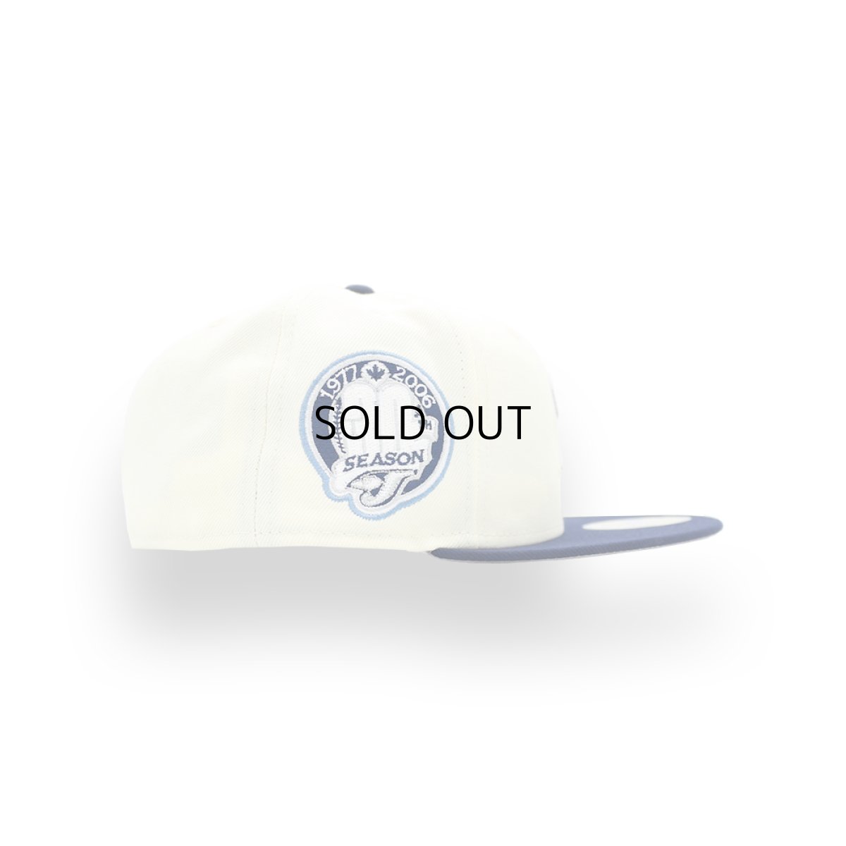 画像2: NEW ERA TORONTO BLUE JAYS 30TH SEASON SIDE PATCH 59FIFTY (2)