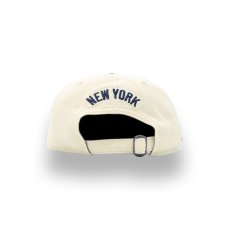 画像3: NEW ERA X MoMA NEW YORK YANKEES RETRO CROWN 9FIFTY (3)