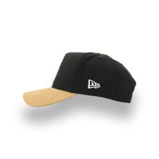 画像4: NEW ERA NEW YORK YANKEES FAUX SUEDE VISOR E-FRAME 9FORTY (4)